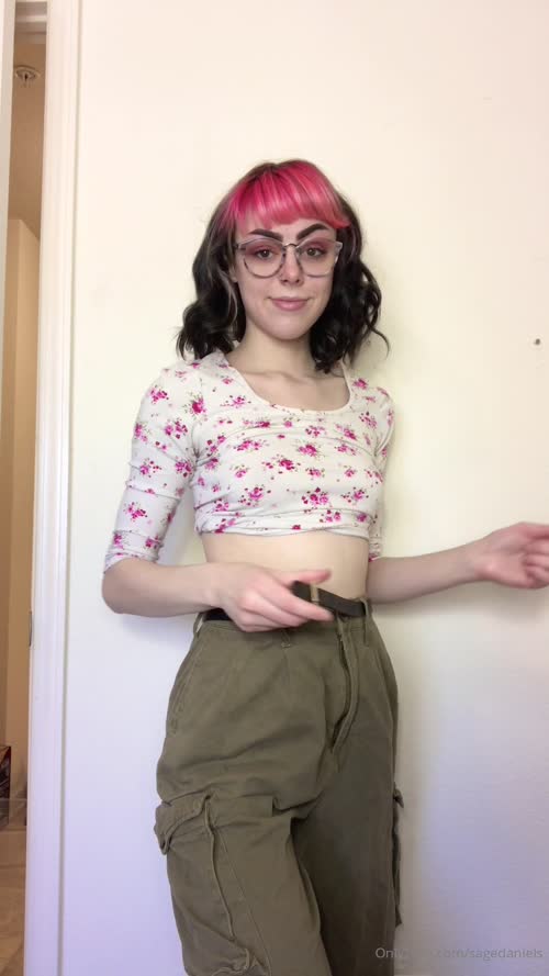 249949991874259223455708386285330687245 thumbnail