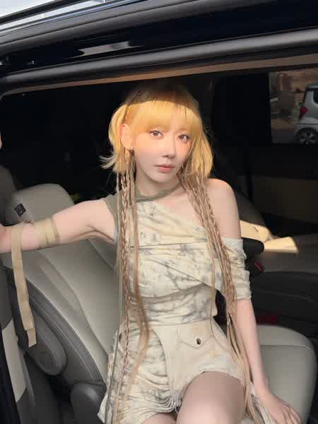 d29826492110b335d24cc14f70c6335a340a9984f09918fe6c6eebd6e6d4c3be thumbnail