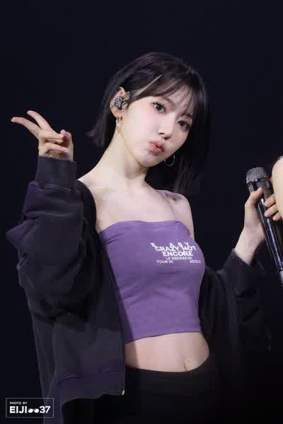 9ba732022aebf901ad8b42a7c1712666c264b3cae69cac8cd65018ac8037e99d thumbnail