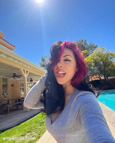 310342305052200872078441740563692613890 thumbnail