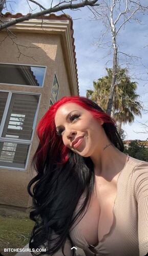 197671884918000808380478489603910661179 thumbnail