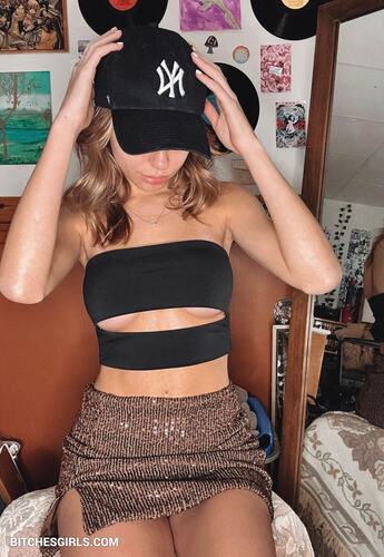 249244429241084071532598149052884166106 thumbnail