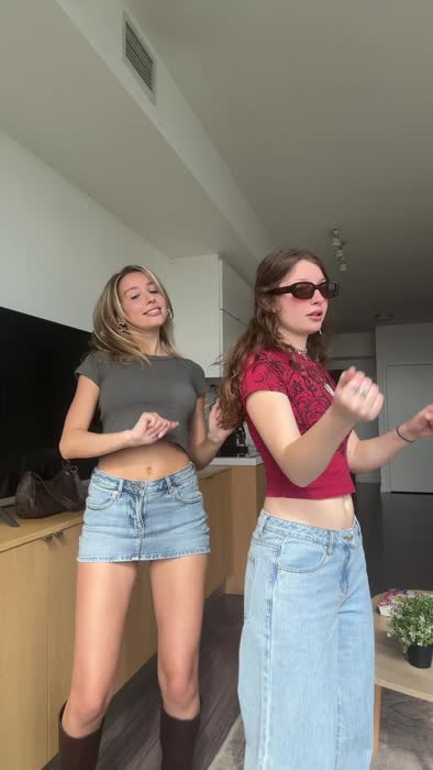 ce0f6b38938ee0f618b36a2e5eaf17a9d746acc552dc82f5aa5ec24db7401e61 thumbnail