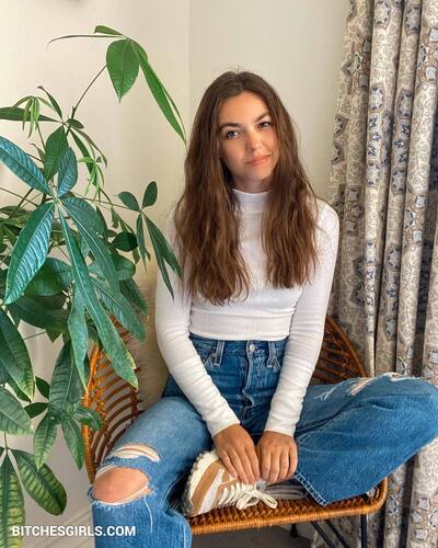 234080179258512476090657129187119397017 thumbnail