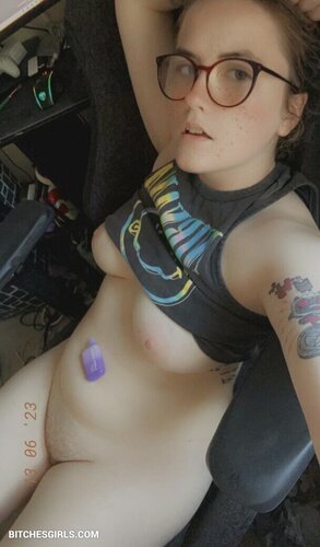 51978616432888714927732892714666832077 thumbnail