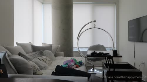 b08eb934b10da5c2921797fee946095b363b0f84be2f9bd786ffee5bb97750c4 thumbnail