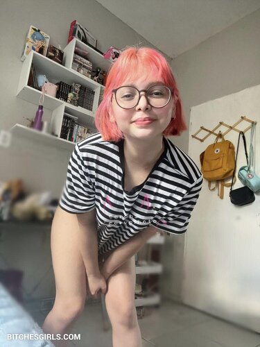 244475047870046016561343750600438256625 thumbnail