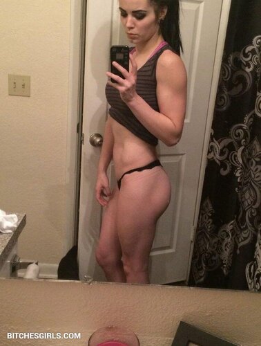 116187306405698779395837799182348717940 thumbnail