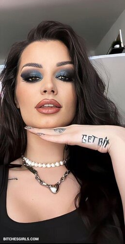 42717443265305403482556271759322074760 thumbnail