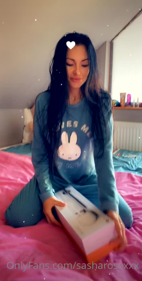 251438666998370810948764672278645314222 thumbnail