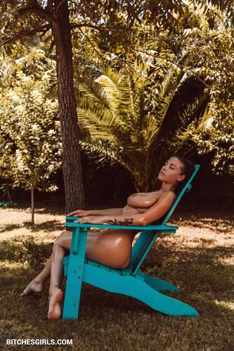 207266825686743723187958713274897628615 thumbnail