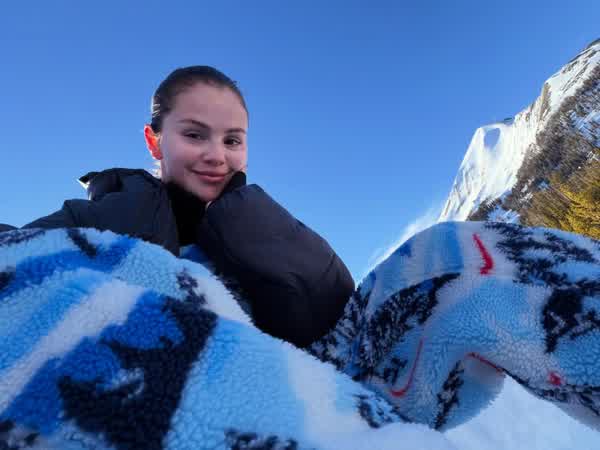 090795028a9da2fe33871b06d9ea1303c3bc8d0fdc8f88c20ee942ec02f3b831 thumbnail