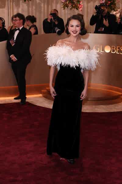 0a2aecafdd46f5b94e581df4ea673493fa0115c31bae36bd31091d12c2016e3c thumbnail