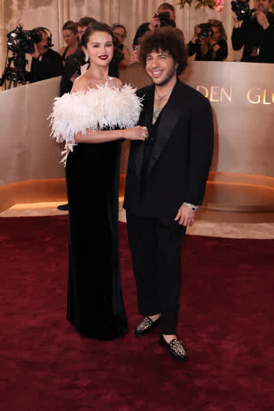 0aa402e66eeaaf7964f510979faa4b7cb69ecd7d760169c05137f438466ea185 thumbnail