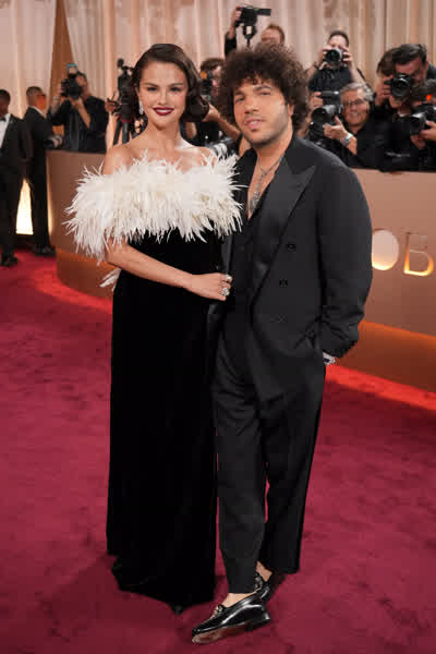 e1ab1ca331bb98bddc702dc38010412752f5f0f6cb2ffc982b8906b8f4457142 thumbnail