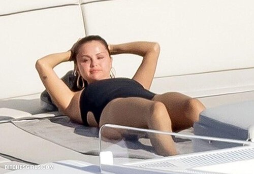 9668961018998971883556404015357502402 thumbnail