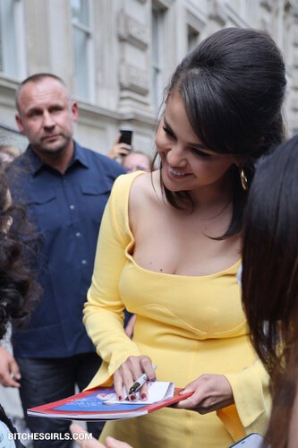 215676660696664132594625842614742854981 thumbnail