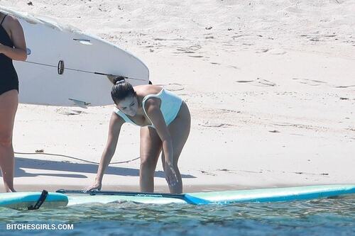 259255925510100457658567254778188619626 thumbnail