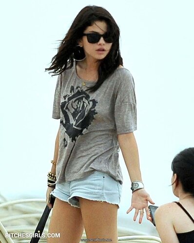 51870467906113407262415738249937577696 thumbnail