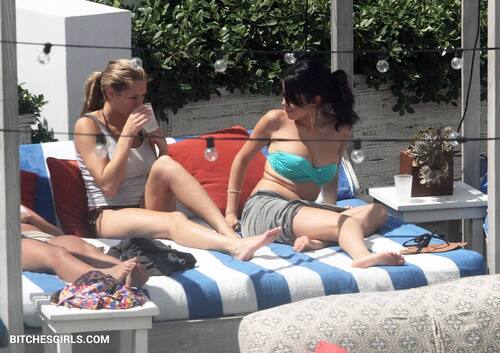 13472556560048989208263601617387144941 thumbnail