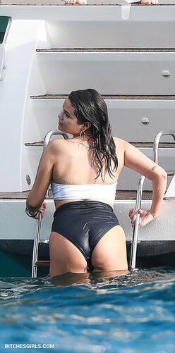 289577623051142047266442736611359490221 thumbnail