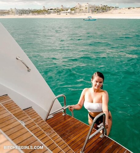 37553661394622359821513071006373446497 thumbnail