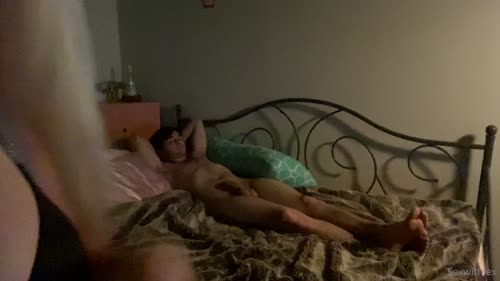 277111776767974069681402570439113891696 thumbnail