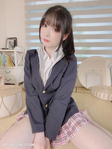 14054178381994268867567392688845056385 thumbnail