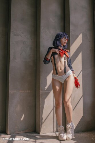 293176176537310628060336447124029465344 thumbnail