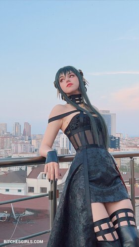 218842609565990494418392346512853623040 thumbnail