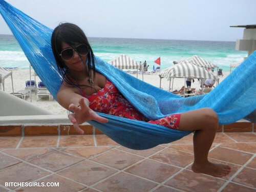 183804940398634757514664604310611706998 thumbnail