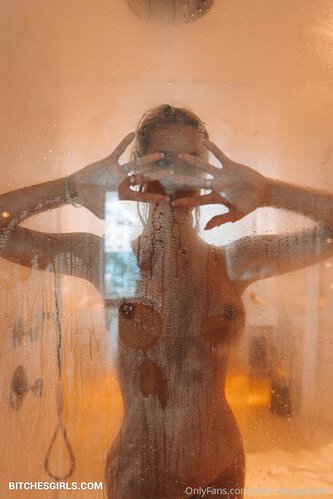 181062177012304811883822612777876329093 thumbnail