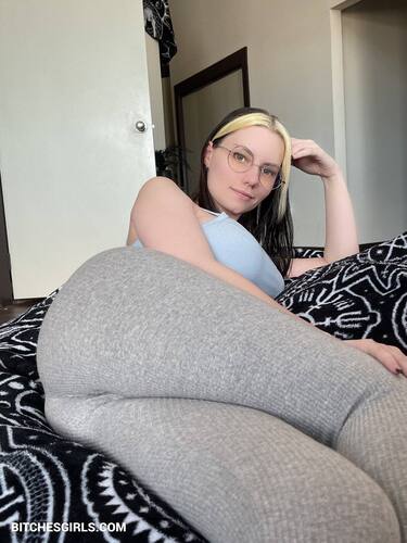 332997939025708361936088756271936990052 thumbnail