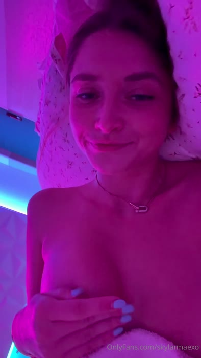 2e5ad7ff8b17f3e5bce08a8c4fcae696ef35e63bb85d22f38ded07fe4342468d thumbnail