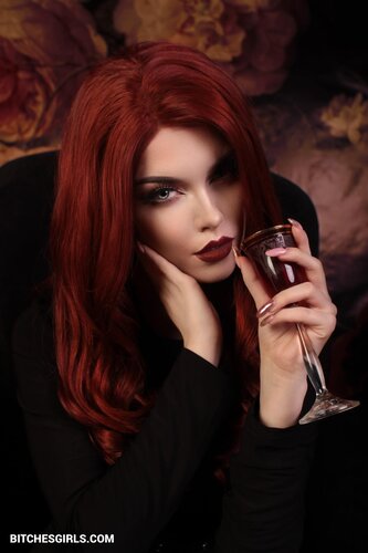 237104497018990330582807313988441309332 thumbnail