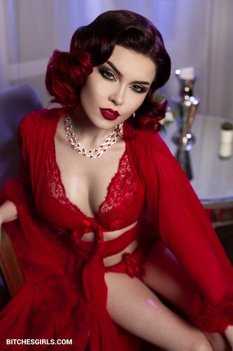 250041337544611734976654826634724343959 thumbnail