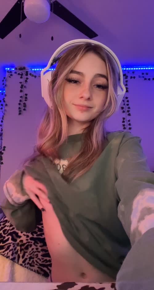 332870401153736610196568572757772674560 thumbnail