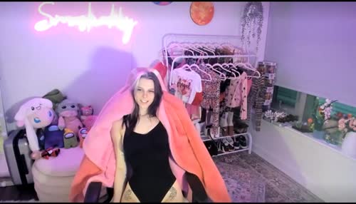 169770518249687400158953591456506493056 thumbnail