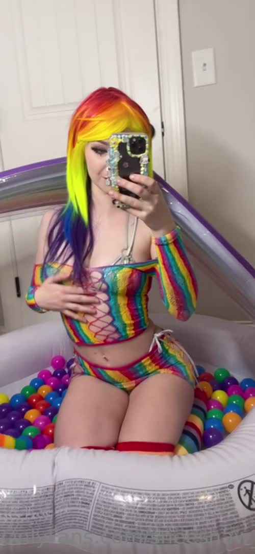 047b62c1bdf60f5ee445be2356116424c056ad421de636aed02af4af58526784 thumbnail