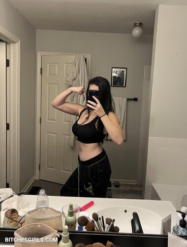 259092262451075560191955870022902588206 thumbnail