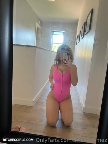 291621197272453609001913745631628051977 thumbnail