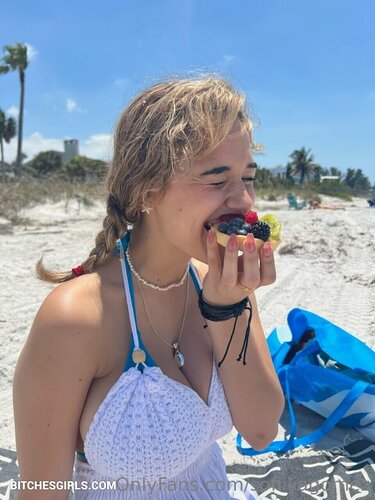 195744758919482158952346295045315703632 thumbnail