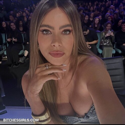 Sofia Vergara Nude Celeb - Sofiavergara Celeb Leaked Nude Photos