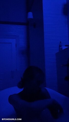 166055722064985045805516444065906582287 thumbnail