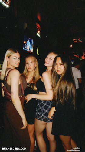 74540373393608576988657769011704114592 thumbnail