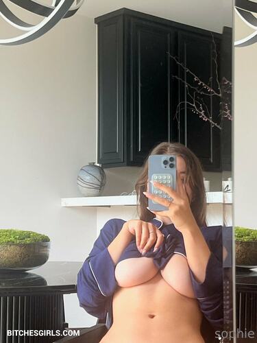 135001011775135455186897212362636607298 thumbnail