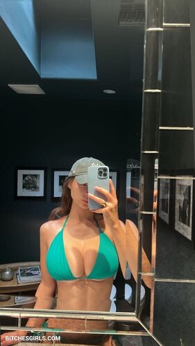 231459518847583626571980494427635537556 thumbnail