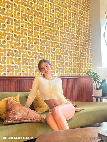 227265697231348549104343564981300890542 thumbnail