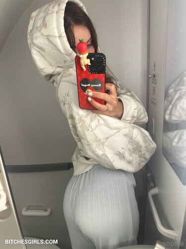 125302536880392293796857874561830265715 thumbnail