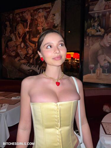 324220858103326053537677055556877467818 thumbnail